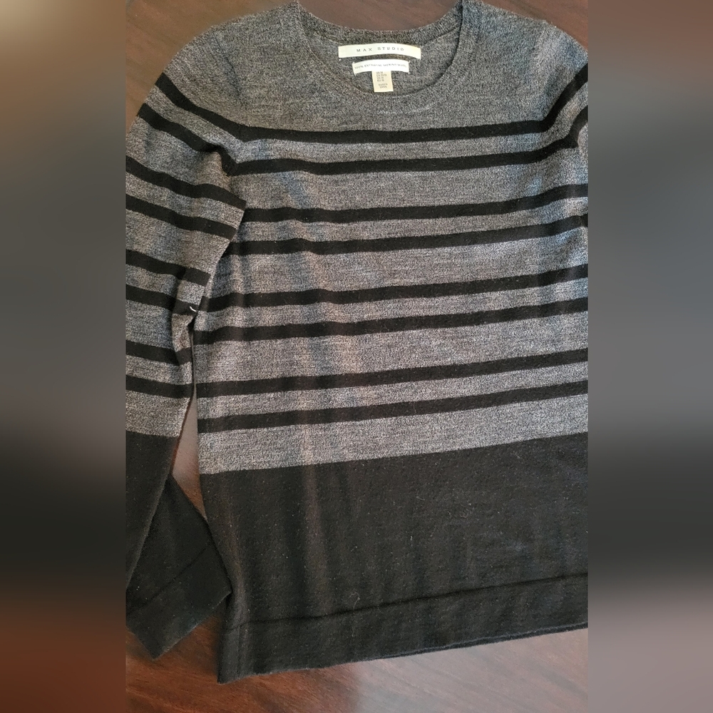 Merino Wool Sweater - Picture 3 of 8